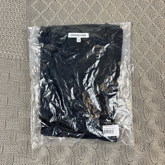 Cotton Citizen Vintage Black Standaed V Neck Tee Medium USA Made - Picture 3 of 15